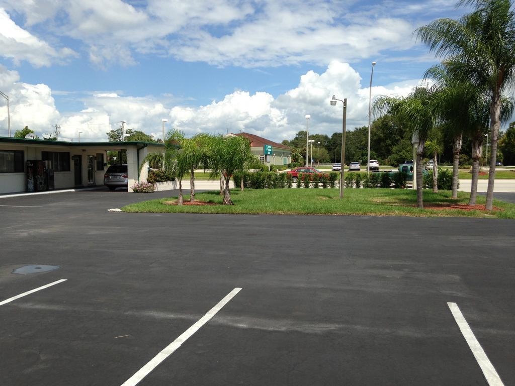 Economy Inn Okeechobee Buitenkant foto