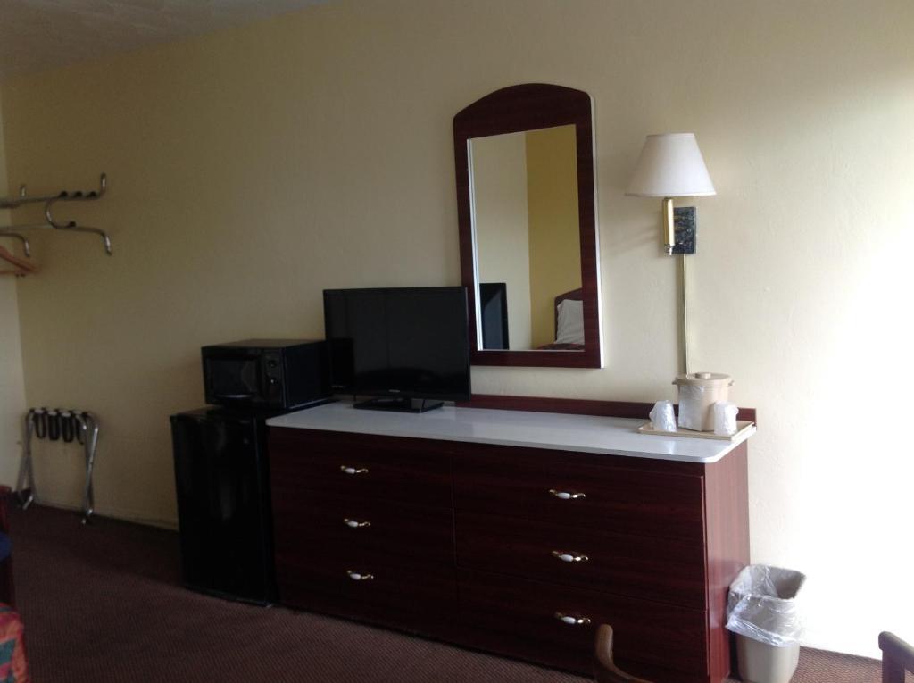 Economy Inn Okeechobee Buitenkant foto