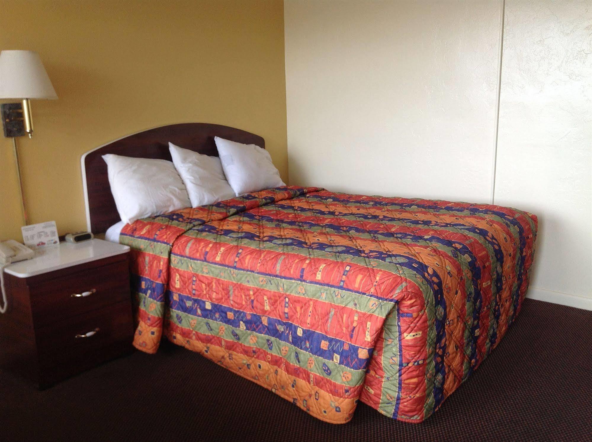 Economy Inn Okeechobee Buitenkant foto